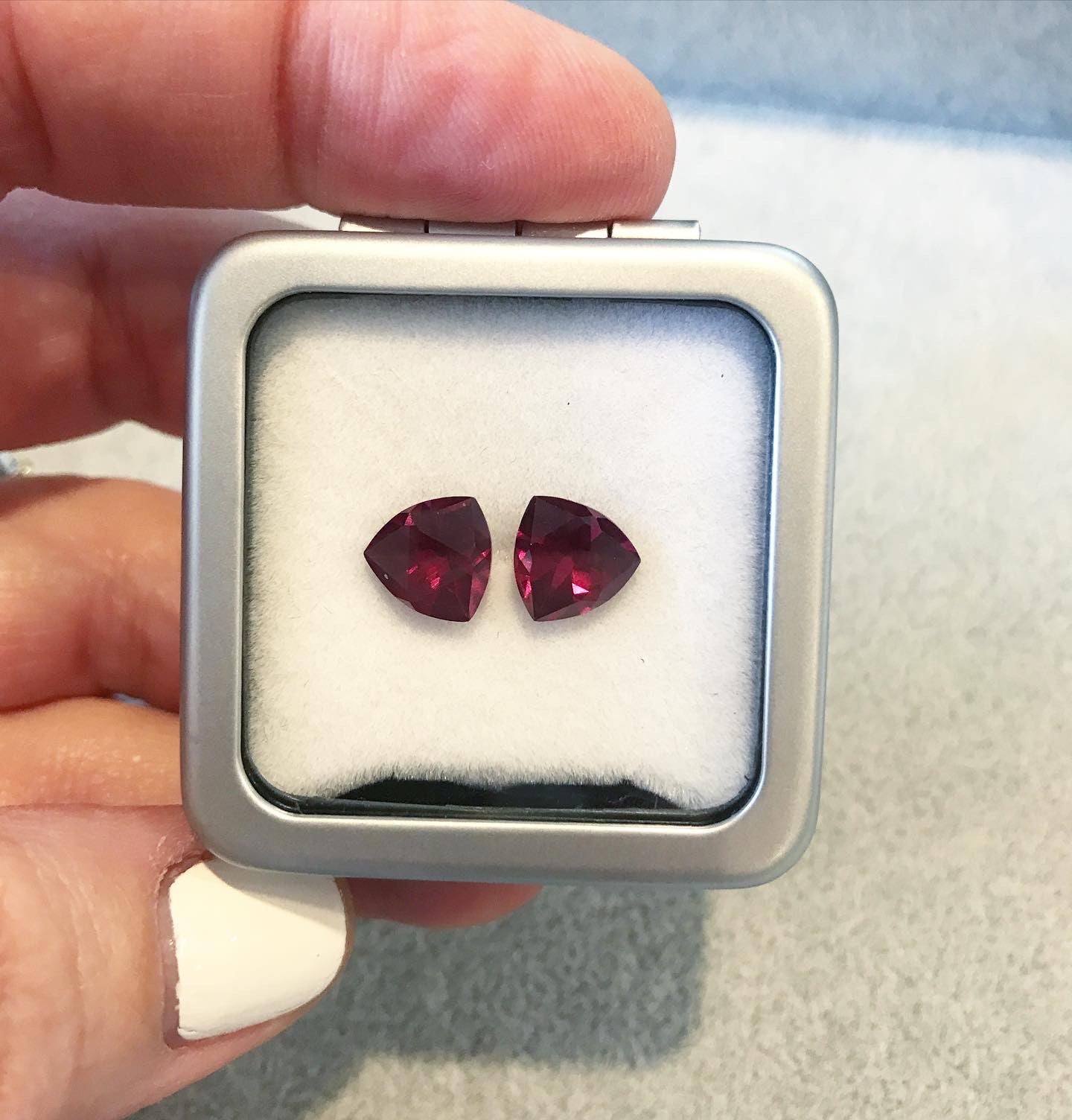 Rhodolite garnet matched pair